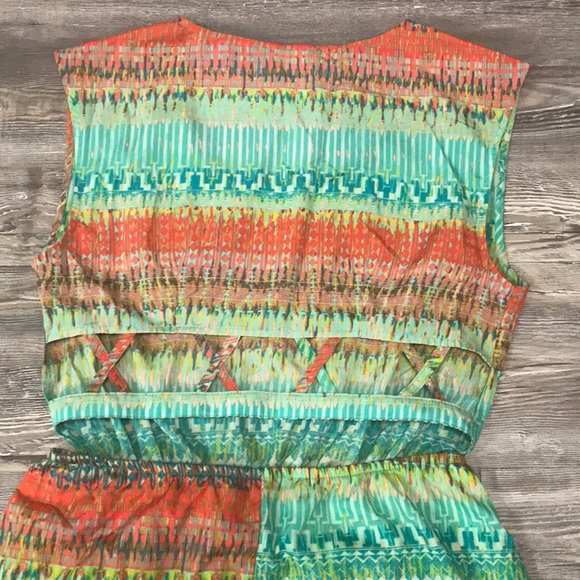 Aztec dress size small with back cutout high low - Picture 3 of 3